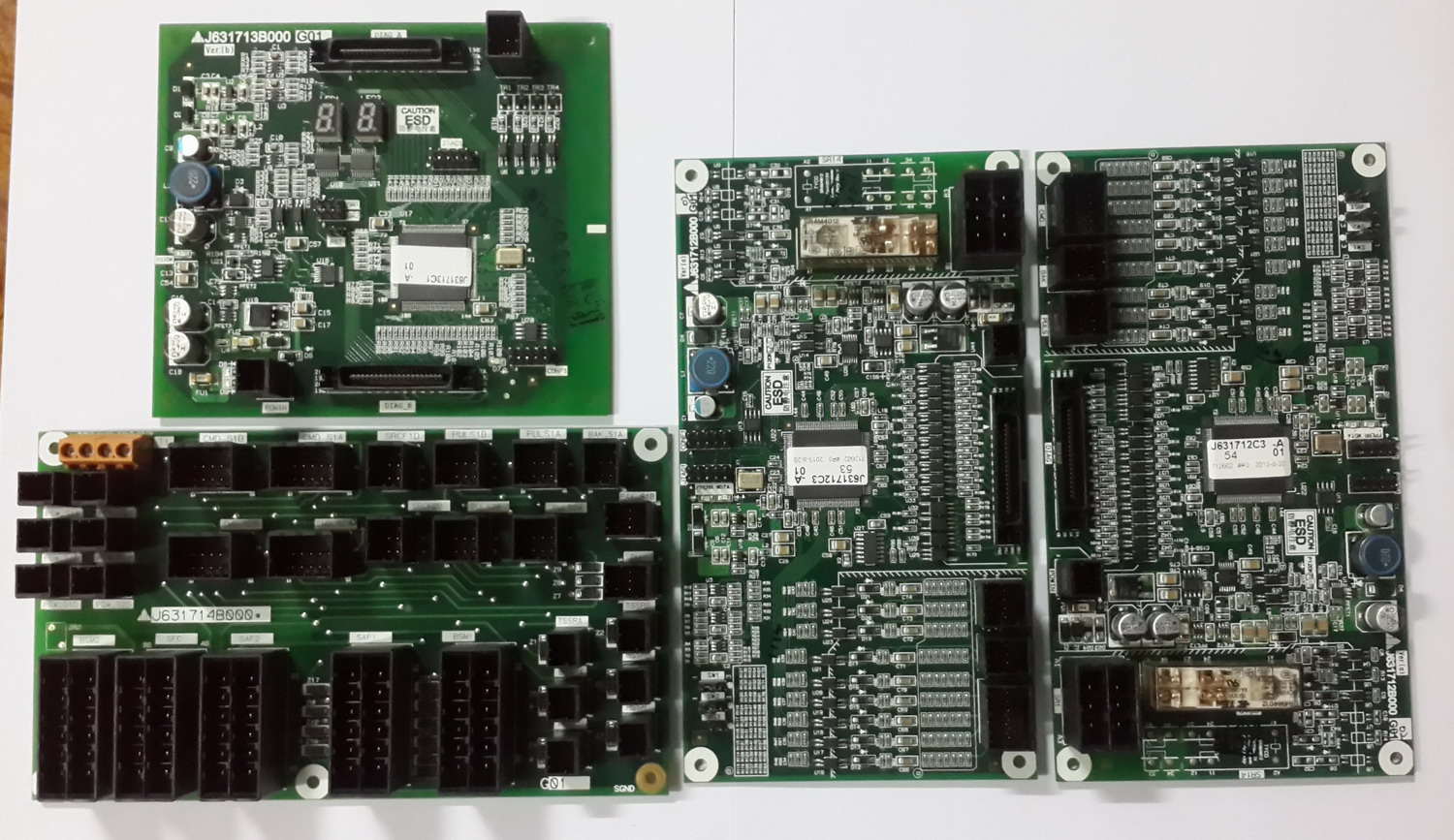 三菱扶梯板J631712B000G02 /13 /14 成套 三菱扶梯板J631712B000G02 /13 /14 成套